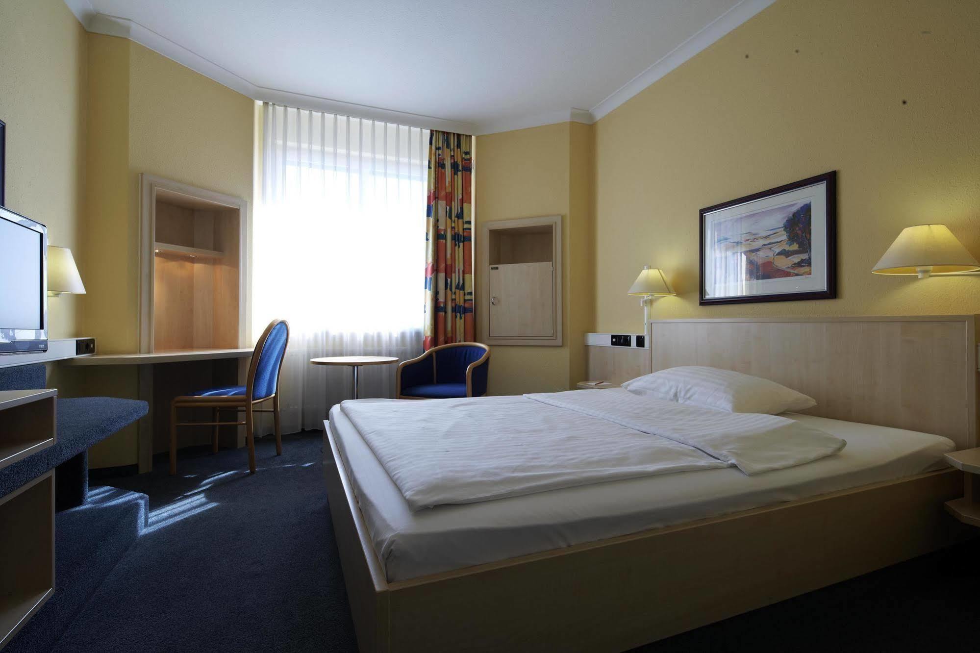 Intercityhotel Erfurt Exterior foto