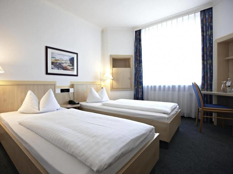 Intercityhotel Erfurt Exterior foto